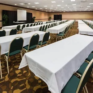 Ramada Plaza And Conference Center 3* Louisville