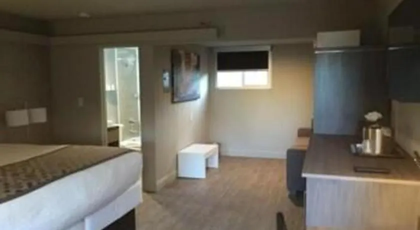 **  Arden Star Hotel Sacramento United States